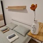 Josef Apartment, Center Solkan