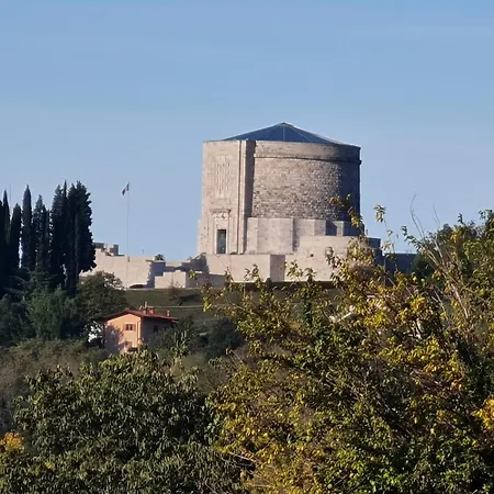 Josef Apartment, Center * Solkan