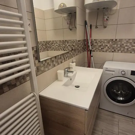 Josef Apartment, Center