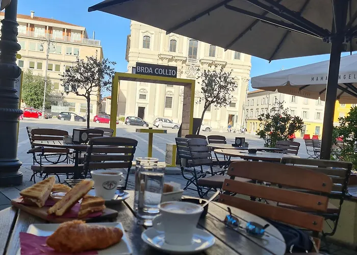 Josef Apartment, Center Solkan