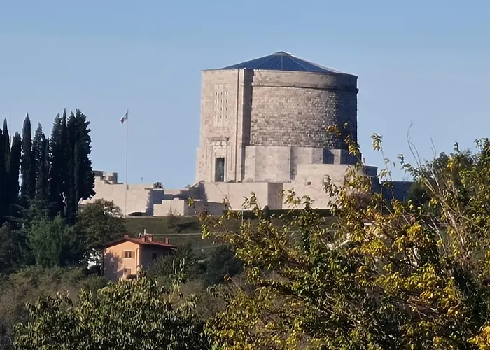 Josef Apartment, Center * Solkan